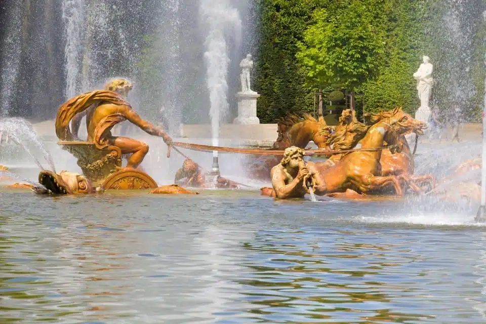 versailles palace with breakfast ticket ()